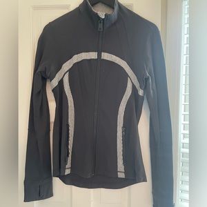 Lululemon Gray Jacket Size 6 Full Zip Up